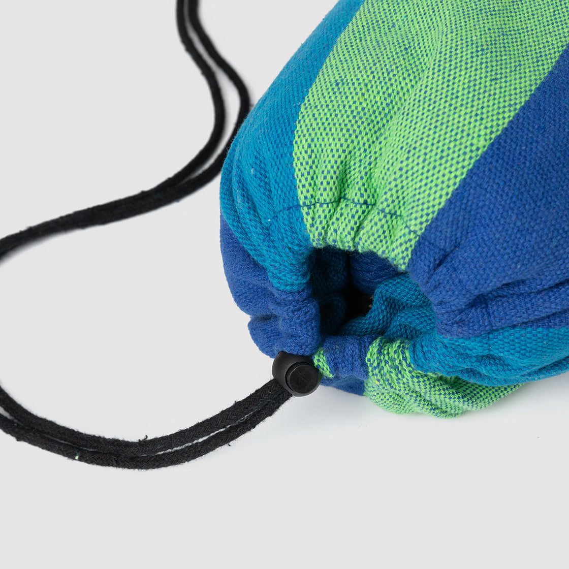 TENNBK90773 Universal Hammock - Durable Outdoor Leisure Equipment for Autumn/Winter