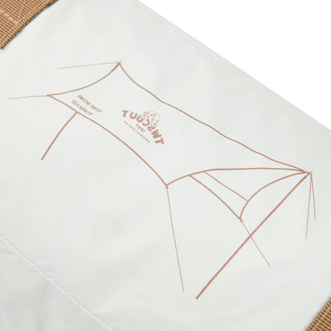 Silver-Coated Hexagonal Canopy